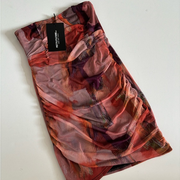 NWT Prettylittlething | Bandeau Mini Dress - Picture 3 of 4